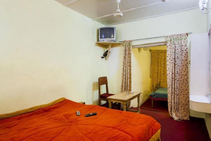 Hotel Butterfly Srīnagar Zewnętrze zdjęcie